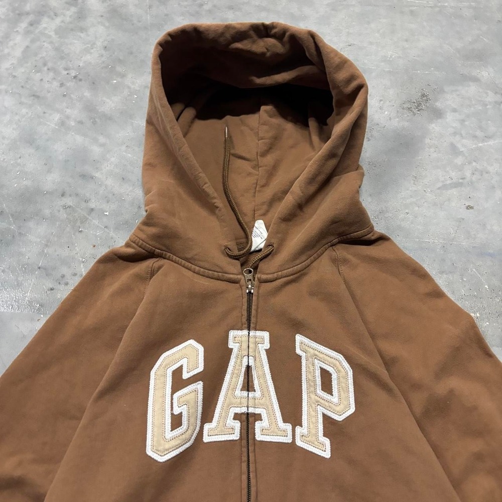 Vintage Y2K/2000s Light Brown Gap Spellout Zip Up Hoodie! - Picture 2 of 8